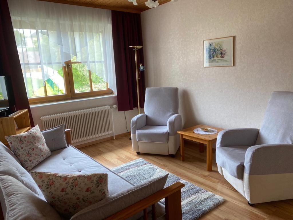 エンマースドルフ・アン・デア・ドナウHaus Lindenhoferアパートメント 部屋 写真